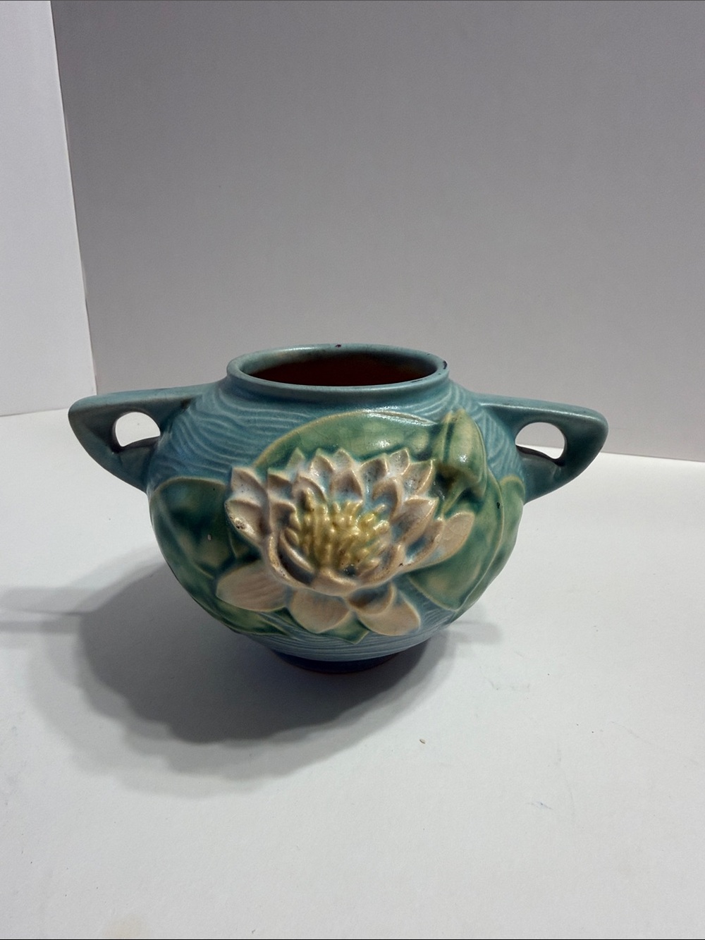 Roseville Pottery ‘Water Lily’ double-handed rose bowl/jardinière (shape 437-4)